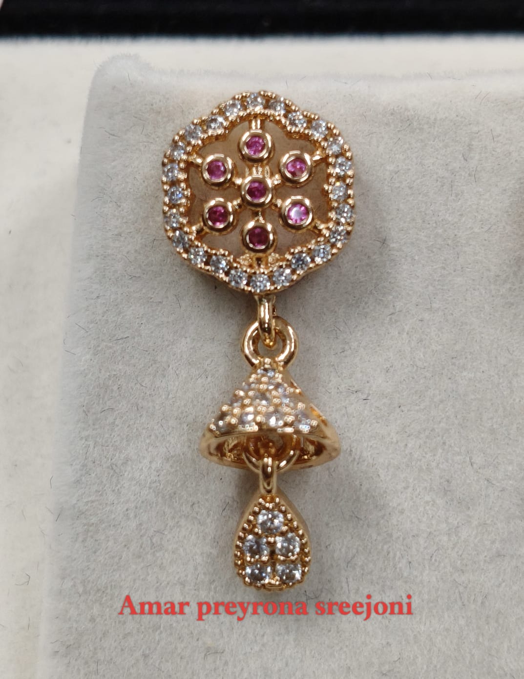 A Beautiful ad collection rose gold color earring set