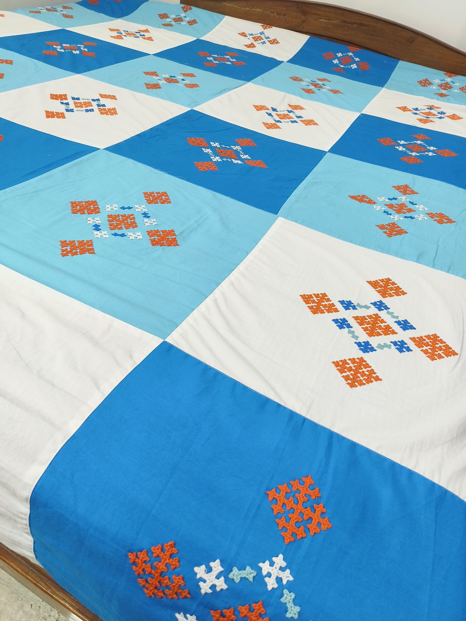 Hand embroided pure cotton gujrati work queen size bedsheet with 2pillow cover