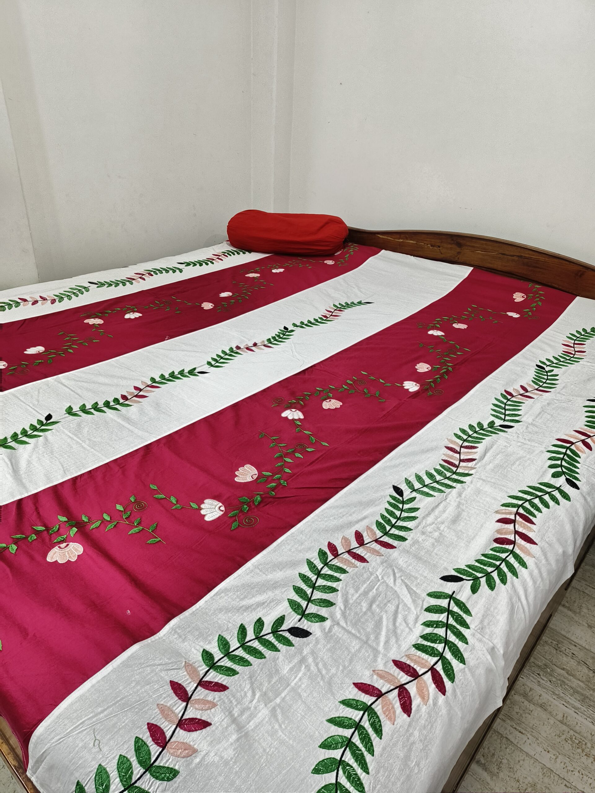 Hand Embroided Pure Cotton white and pink color combination double size bedsheet