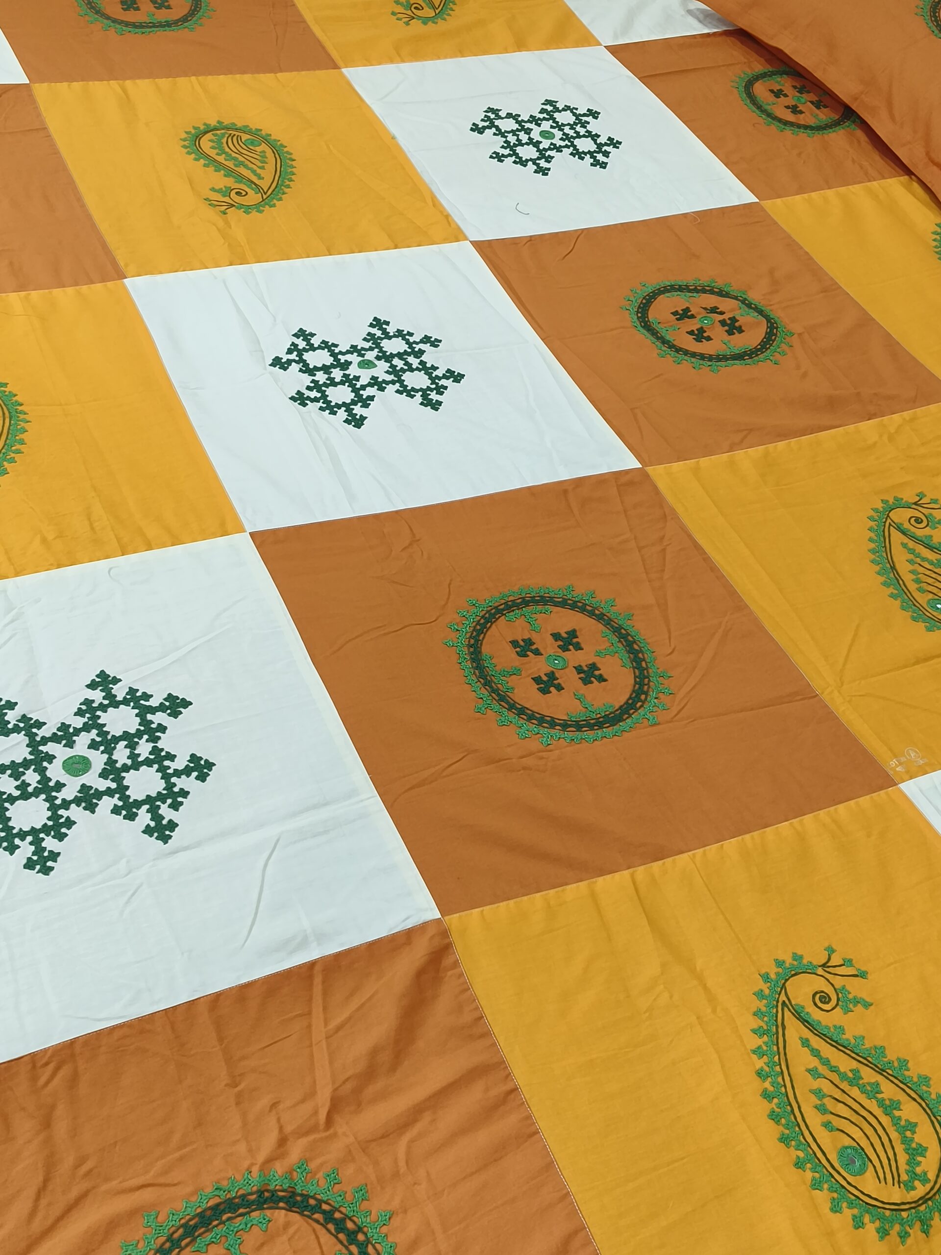 Embroided pure cotton white,yellow,and orange color combination double size bedsheet with 2pillow cover