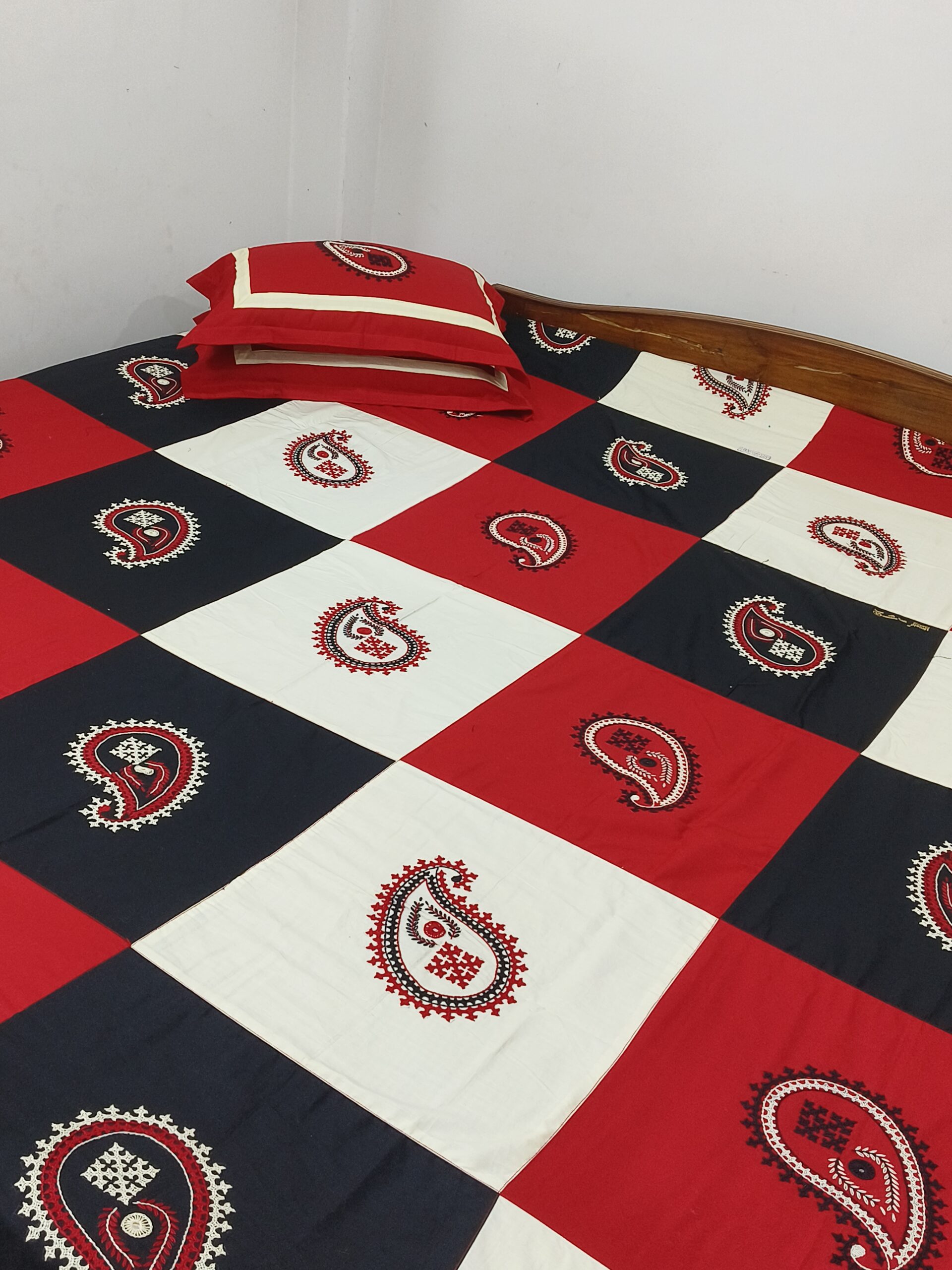 Embroided pure cotton red,offwhite and black color double size bedsheet with 2pillow cover