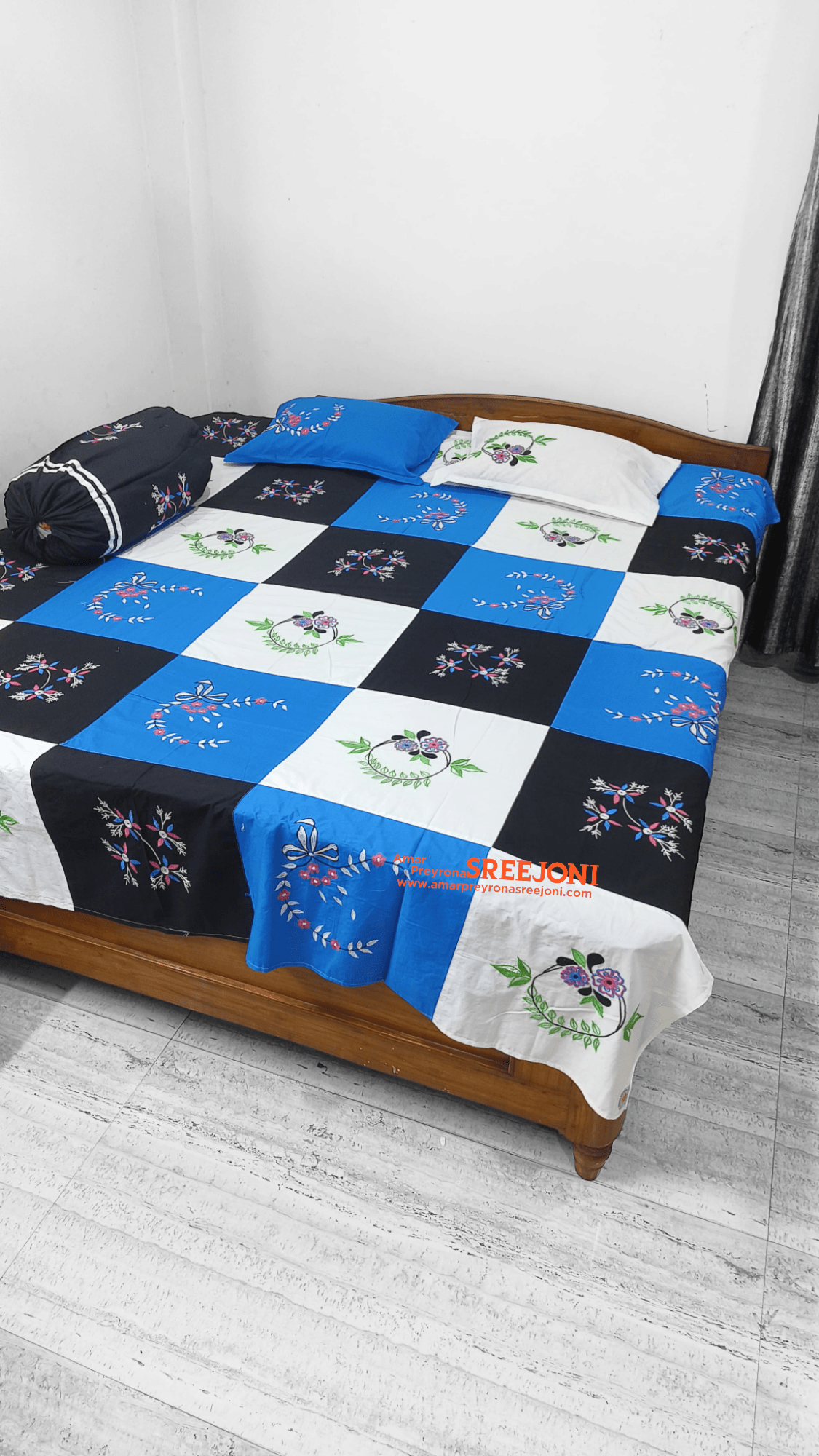 Embroided pure cotton double size bedsheet with 2pillow cover and 1 round pillow cover set