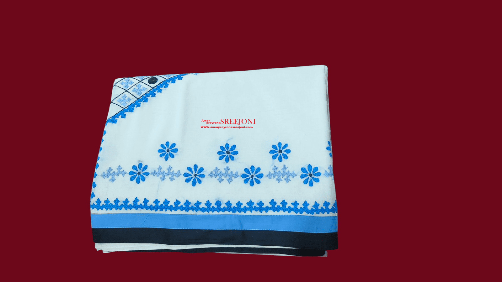 Hand Embroided Pure Kerela Cotton White And Blue Color Combination Saree With Fee Size Blouse